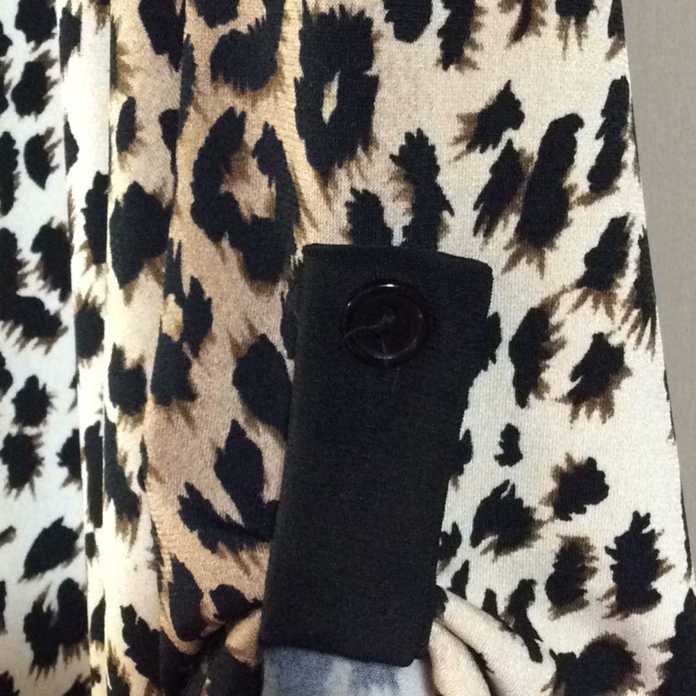 Blouse - Picture 3 of 5